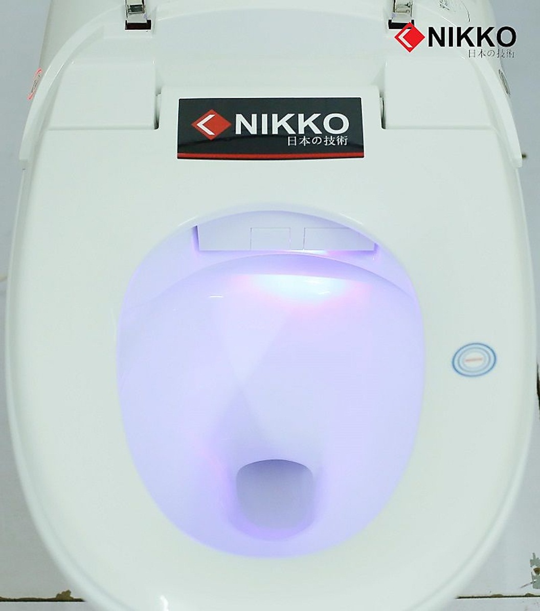 Bồn cầu thông minh Nikko C1805S4
